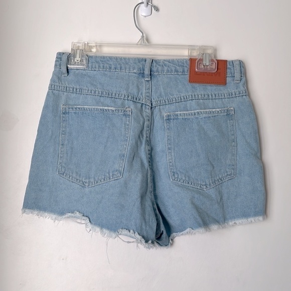Princess Polly Elise Light Wash Denim Distressed High Waist Cut Off Shorts 8 - Picture 6 of 8